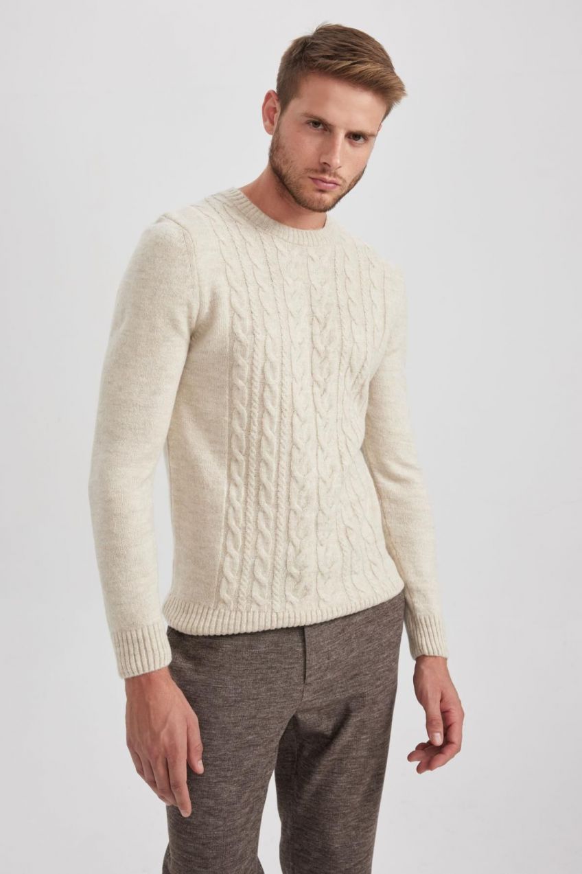 DEFACTO Standard Fit Crew Neck Sweater