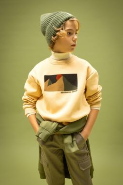 DEFACTO Boy Oversize Fit Crew Neck Printed Thick Sweatshirt