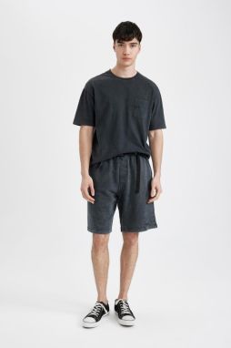 DEFACTO Oversize Fit Straight Leg Shorts