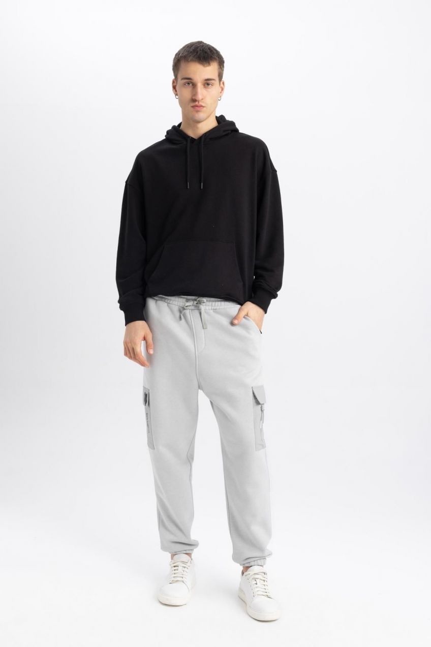 DEFACTO Oversize Fit Cargo Pocket Sweatpants