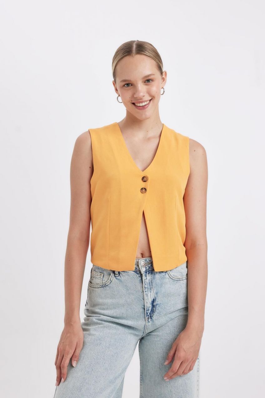 DEFACTO Regular Fit V-Neck Linen Blend Vest