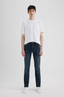 DEFACTO Sergio Regular Fit Normal Mold Normal Waist Pipe Leg Jean Trousers