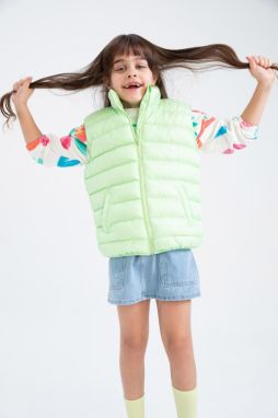 DEFACTO Girl's Stand-up Collar Puffer Vest