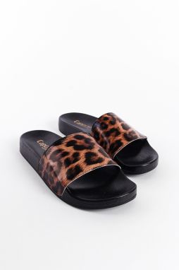 Capone Outfitters Women's Slippers