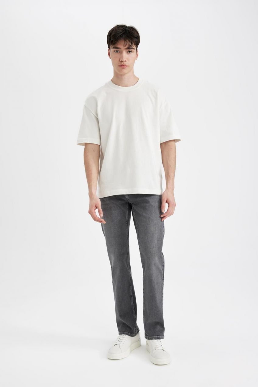 DEFACTO Sergio Regular Fit Normal Mold Normal Waist Pipe Leg Jean Trousers