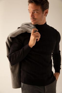 DEFACTO Slim Fit Half Turtleneck Sweater