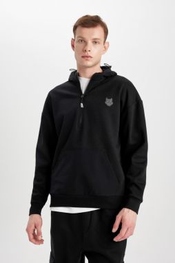 DEFACTO Oversize Fit Hooded Printed Sweatshirt