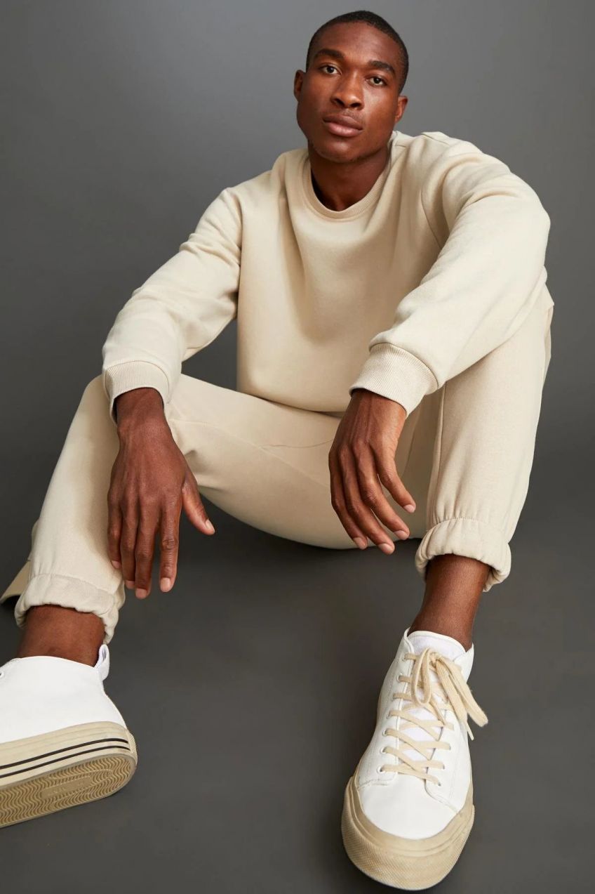 DEFACTO Oversize Fit Crew Neck Basic Cotton Sweatshirt