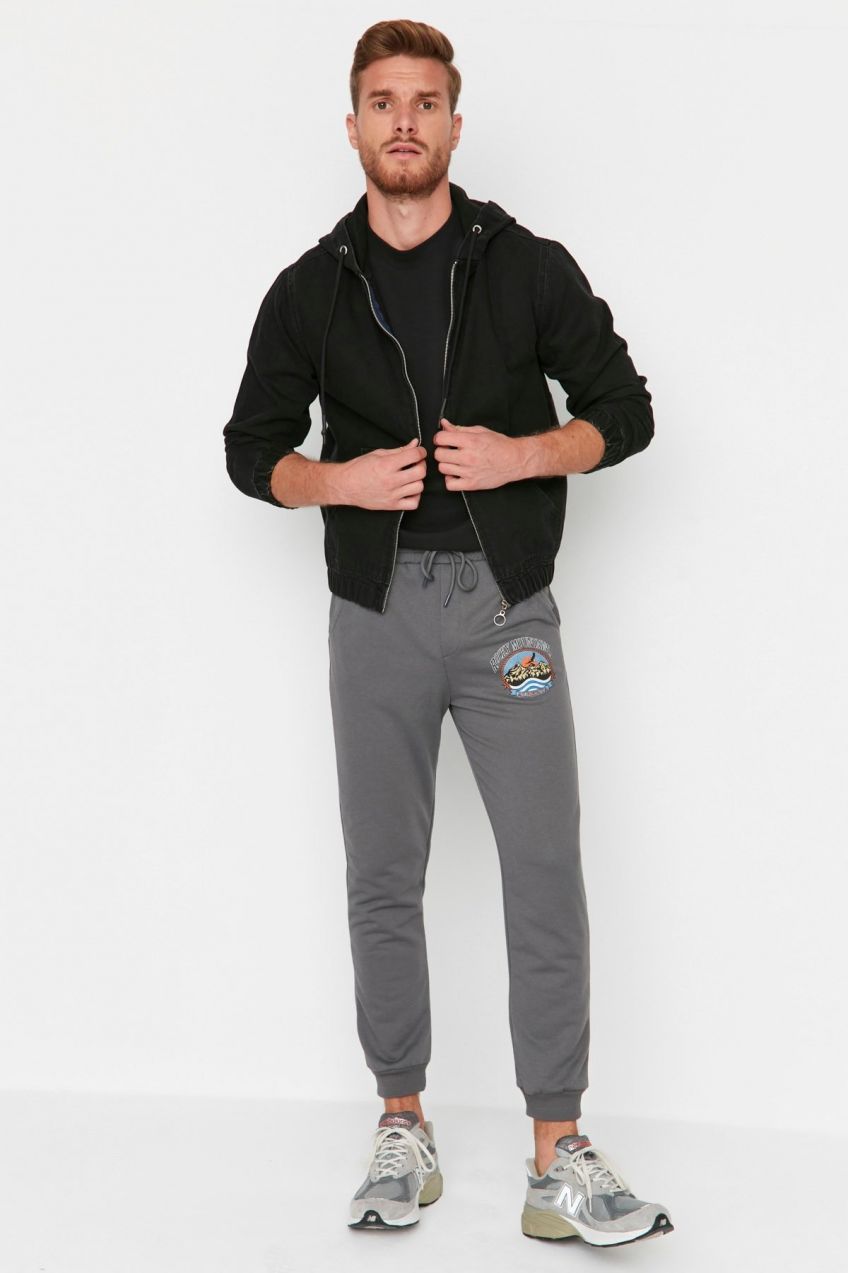 Trendyol Anthracite Regular/Normal Cut Printed Elastic Leg Sweatpants