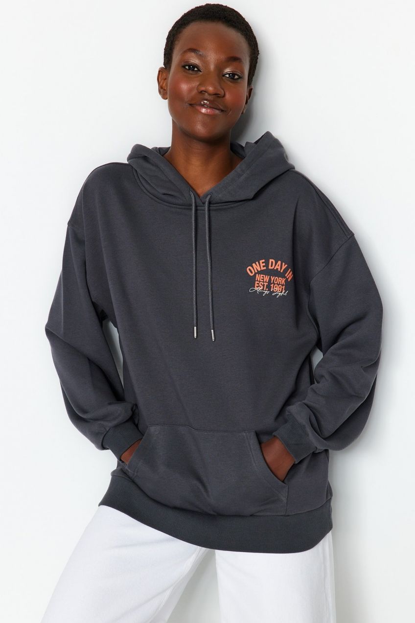 Trendyol Anthracite Motto Printed Oversize Hooded Thick Knitted Sweatshirt