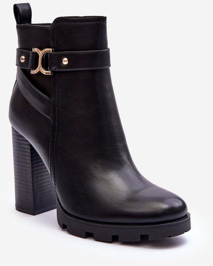 Dámske členkové topánky Kesi