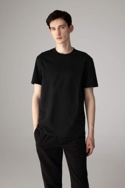 DEFACTO New Regular Fit Crew Neck Basic Cotton T Shirt