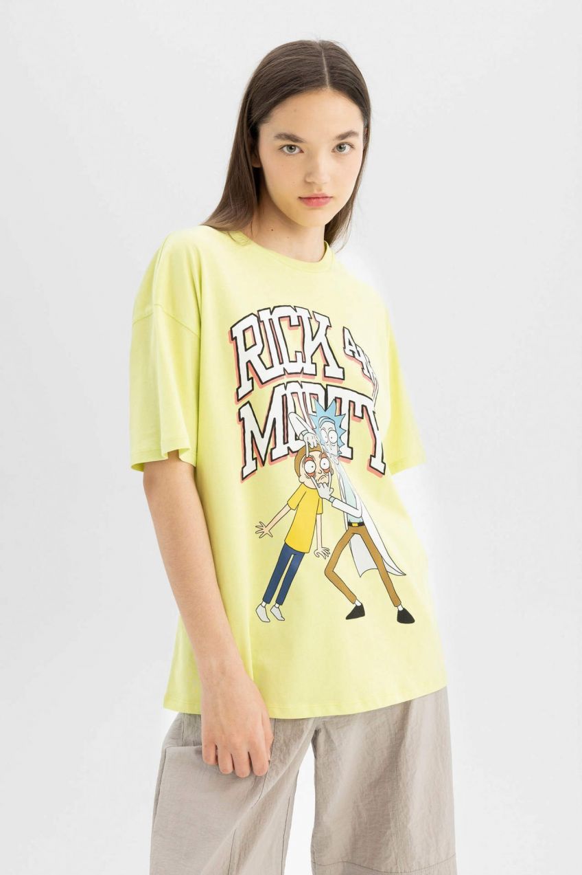 DEFACTO Rick and Morty Oversize Fit Crew Neck Printed T-Shirt
