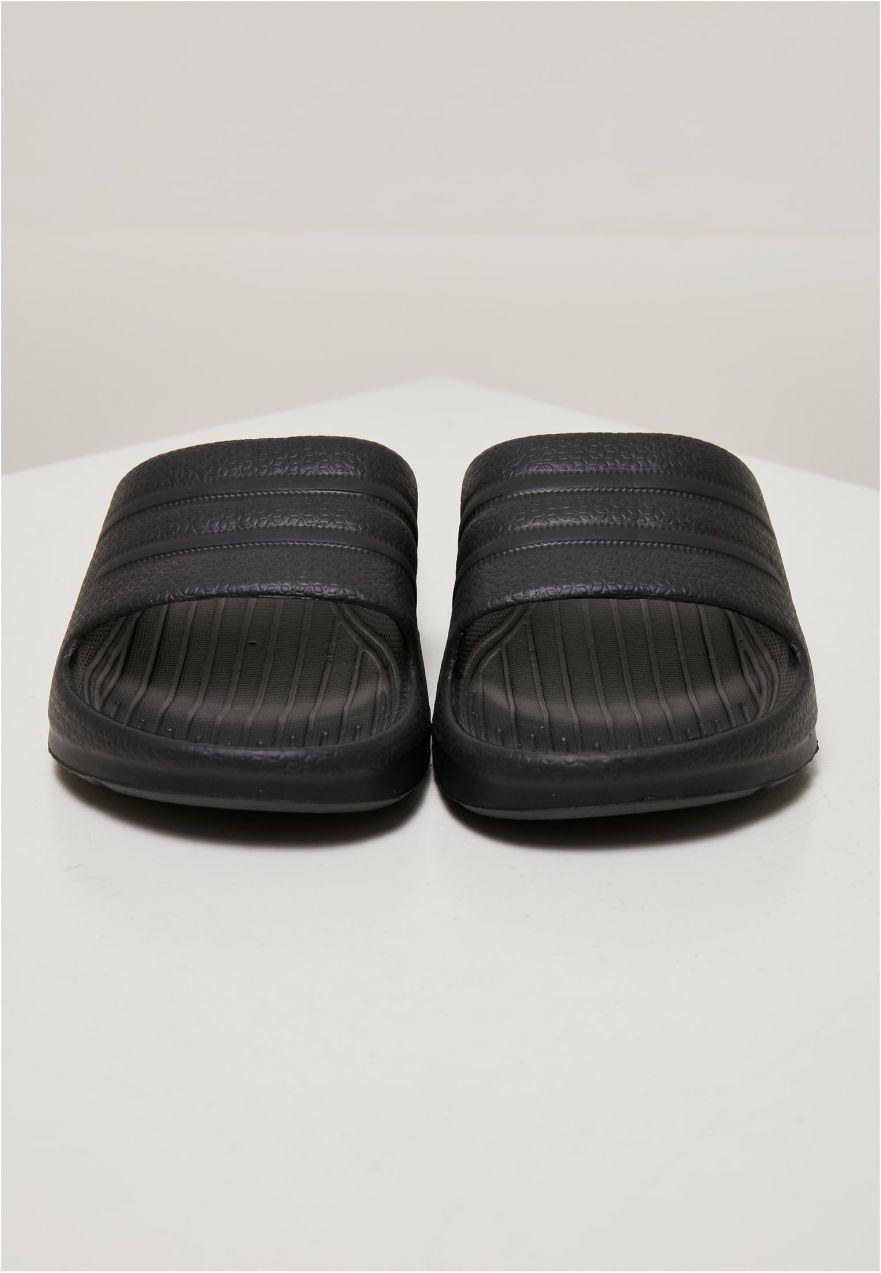 Basic Slide Black