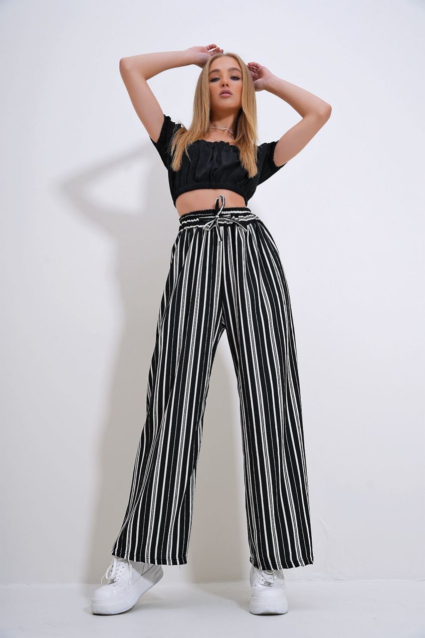 Trend Alaçatı Stili Women's Black Elastic Waist Patterned Palazzo Trousers