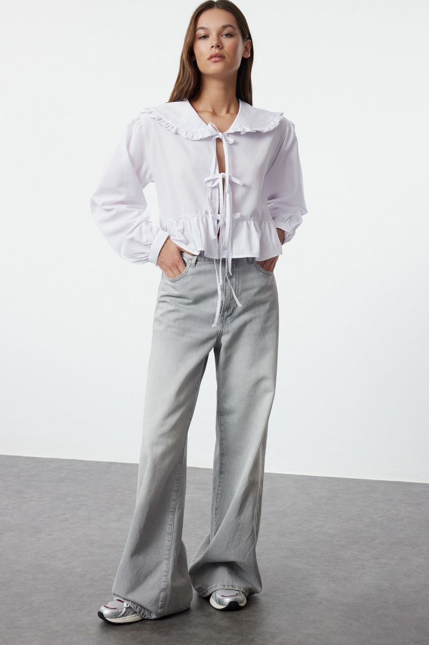 Trendyol Ecru Ruffled Baby Collar Front Tie Detail Regular Normal Fit Shirt