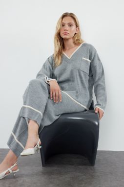 Trendyol Anthracite Extra Wide Pattern Hairy Yarn Garnished Knitwear Top-Top Set