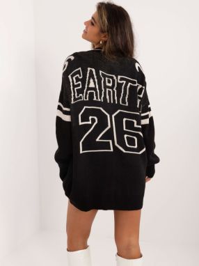 Black loose sweater with inscription
