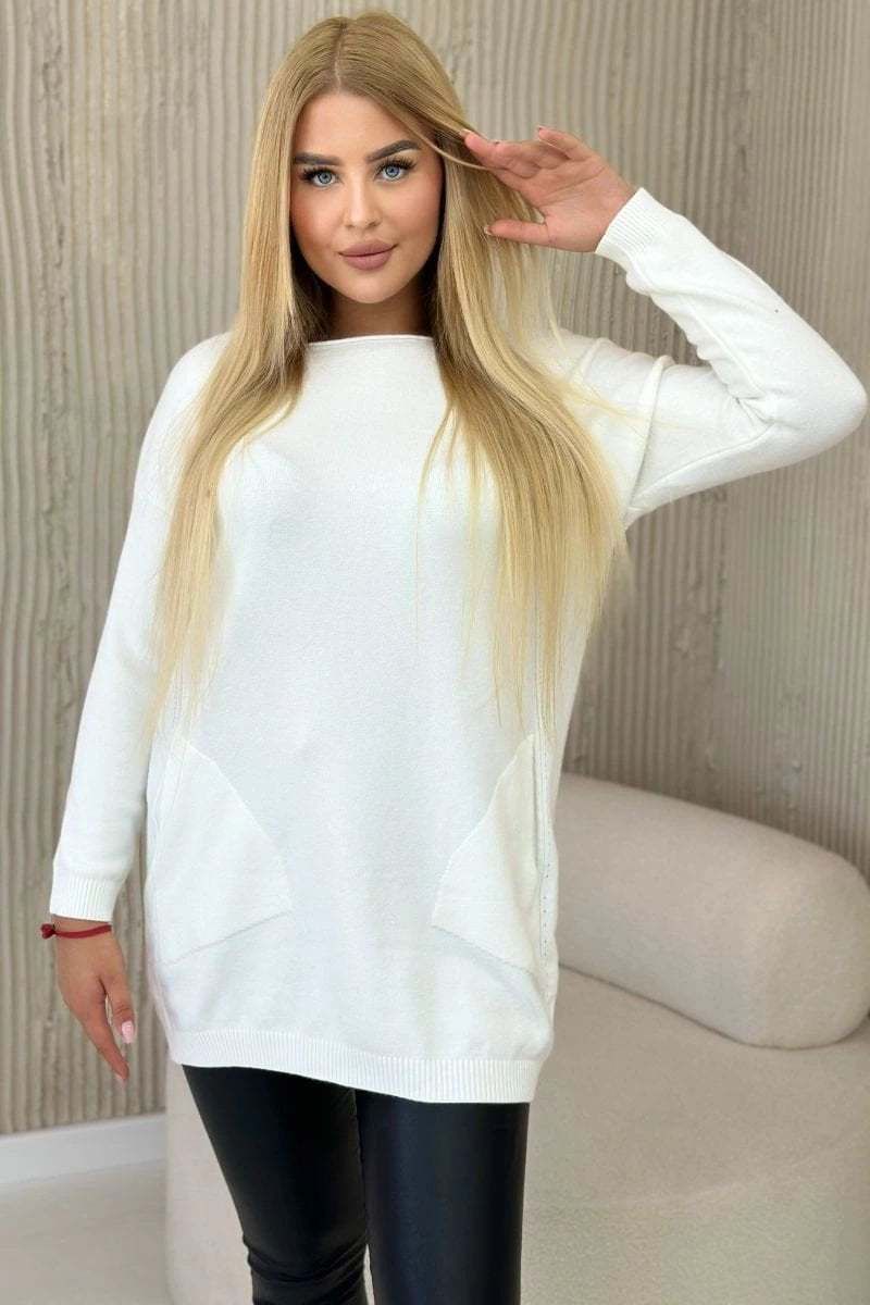 Viscose sweater with white pockets