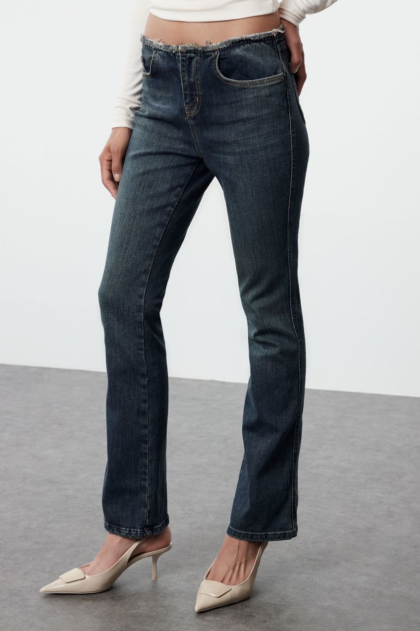Trendyol Dark Blue Tassel Detail Low Waist Crop Flare Jeans