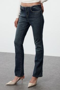 Trendyol Dark Blue Tassel Detail Low Waist Crop Flare Jeans