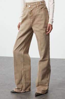 Trendyol Beige Asymmetrical Closure Iron-On High Waist Wide Leg Jeans