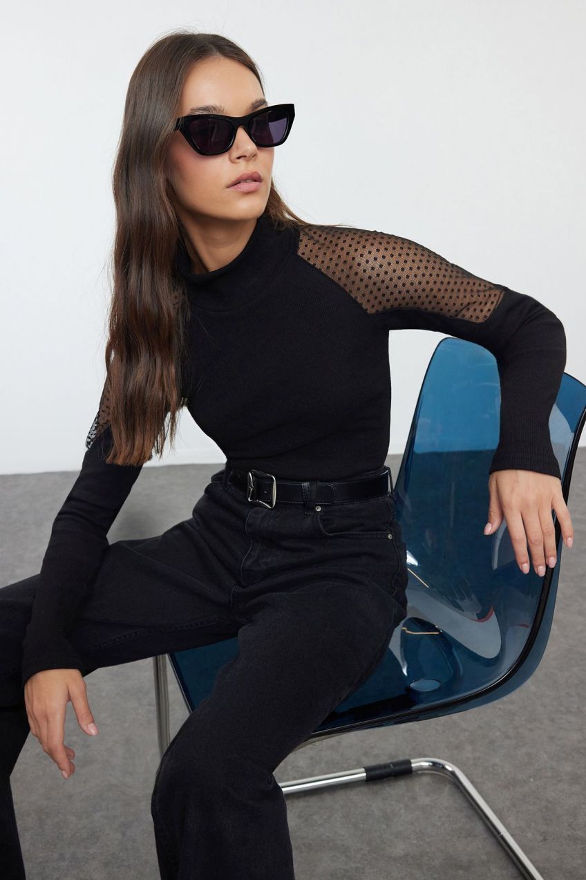 Trendyol Black Tulle Garni Detailed Fitted Flexible Knitted Blouse