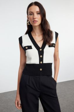 Trendyol Ecru Pocket Detailed V-Neck Fitted Vest