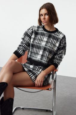 Trendyol Black Geometric Patterned Skirted Knitwear Top-Bottom Set