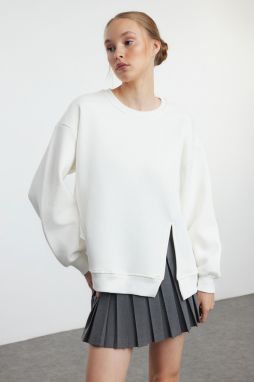Trendyol Ecru Slit Detailed Oversize/Wide Fit Knitted Sweatshirt