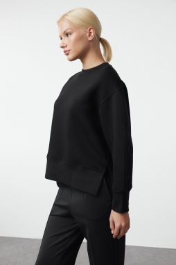 Trendyol Black Thick Fleece Inside Crew Neck Regular/Normal Fit Basic Knitted Sweatshirt