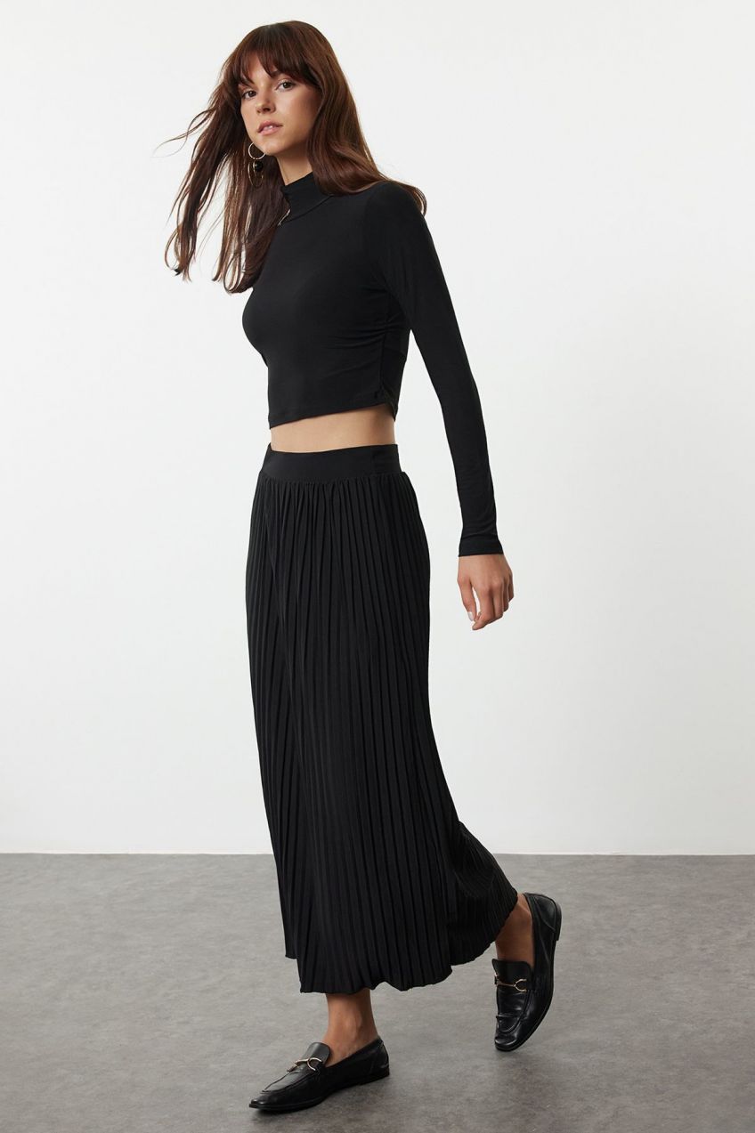 Trendyol Black Fitted Pleated Stretchy Knitted Blouse and Skirt Bottom-Top Set
