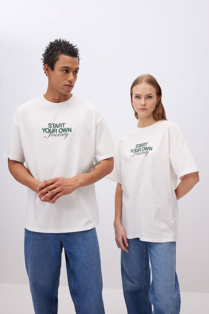 DEFACTO Oversize Fit Crew Neck Back Printed Short Sleeve T-Shirt
