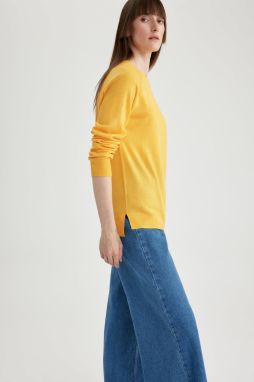 DEFACTO Regular Fit Crew Neck Sweater