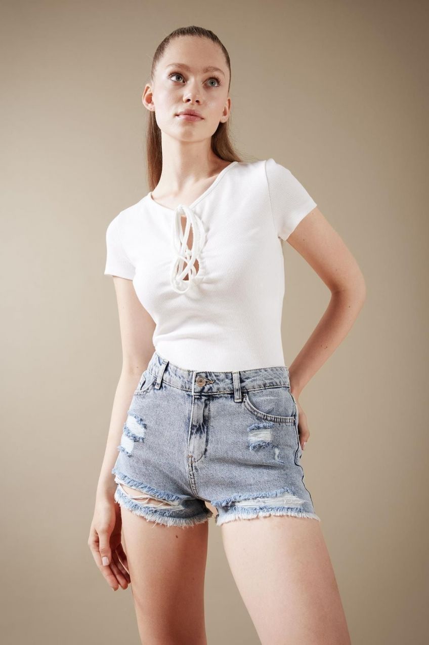 DEFACTO Fitted V-Neck Ribbed Camisole Short Sleeve T-Shirt
