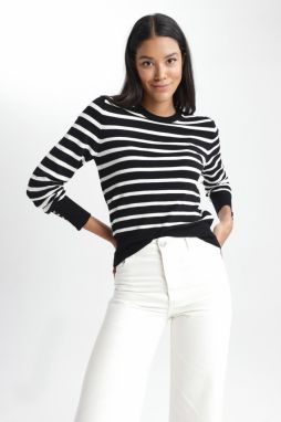 DEFACTO Regular Fit Striped Crew Neck Sweater