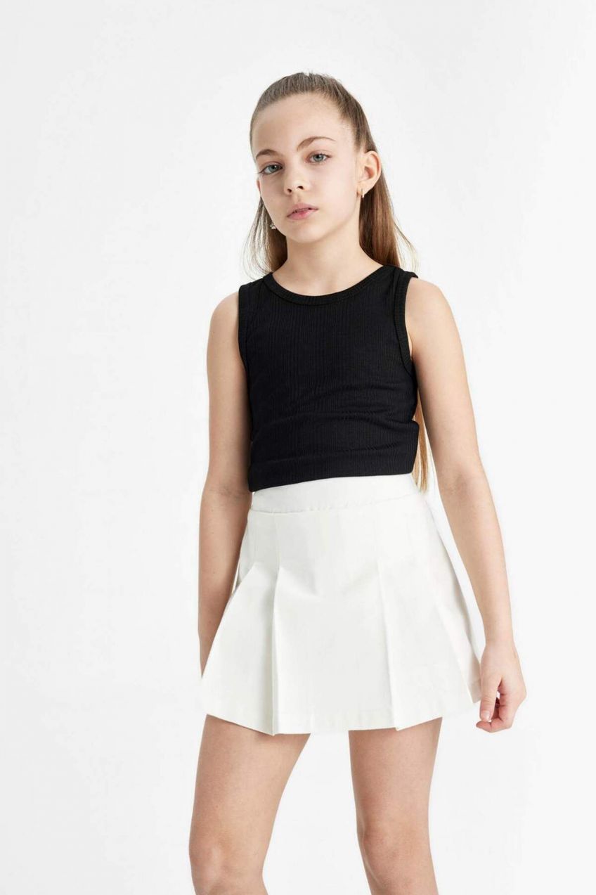 DEFACTO Girl's Crew Neck Undershirt Z7815a623hs
