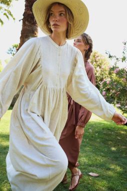 Manuka x DeFacto Crew Neck Cotton Long Sleeve Maxi Dress