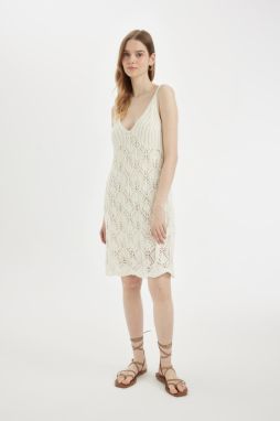 DEFACTO V-Neck Crochet White Strap Midi Dress