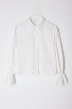 Trendyol Ecru Regular Fit Woven Shirt with Lace Detail on Sleeves and Collar