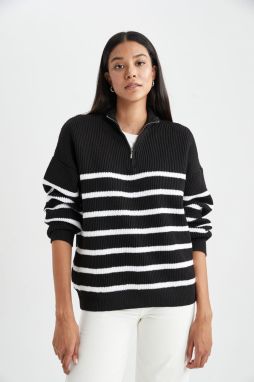 DEFACTO Regular Fit Striped Zippered Stand Collar Thessaloniki Fabric Sweater