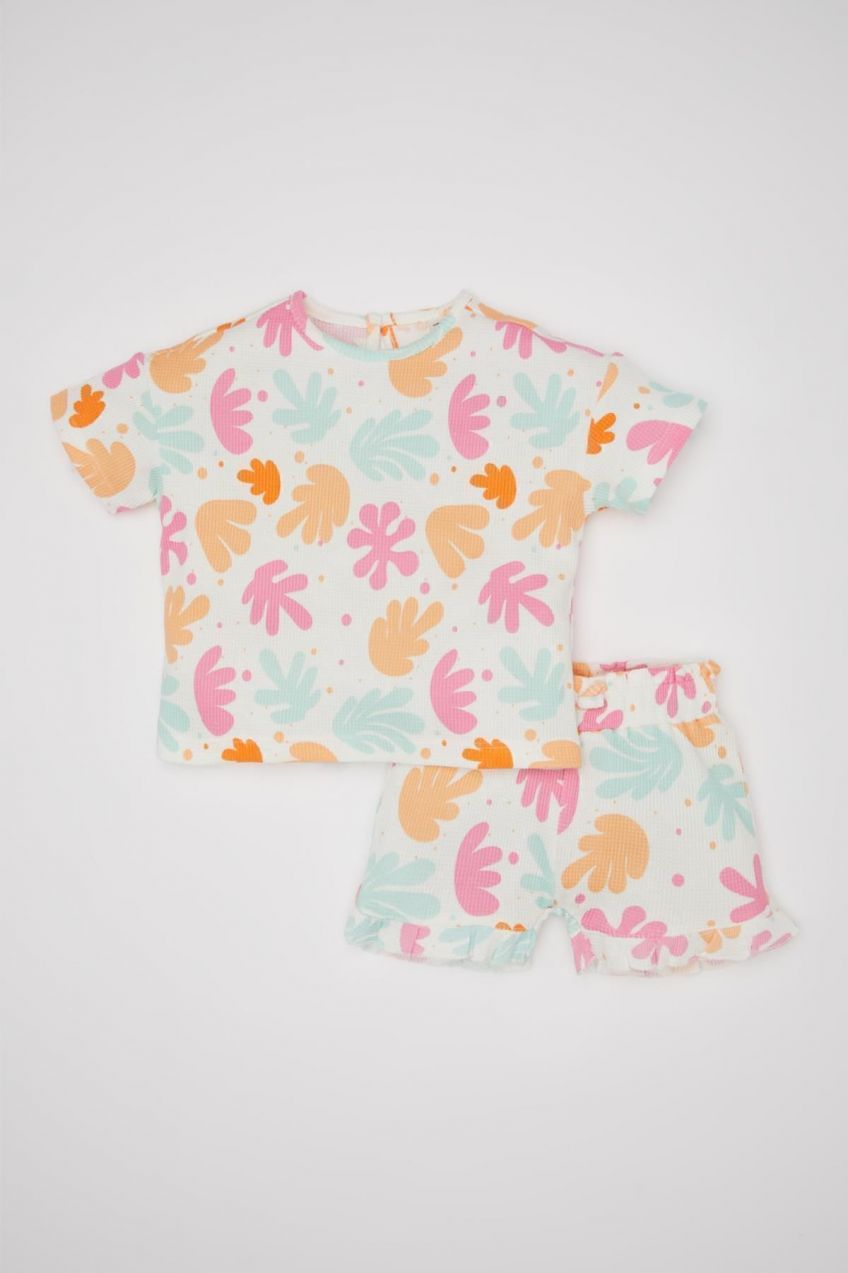 DEFACTO Baby Girl Patterned Waffle Short Sleeve T-Shirt Shorts 2-Piece Set
