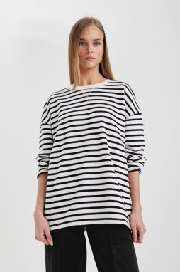 DEFACTO Oversize Fit Crew Neck Striped Thick Fabric Long Sleeve T-Shirt