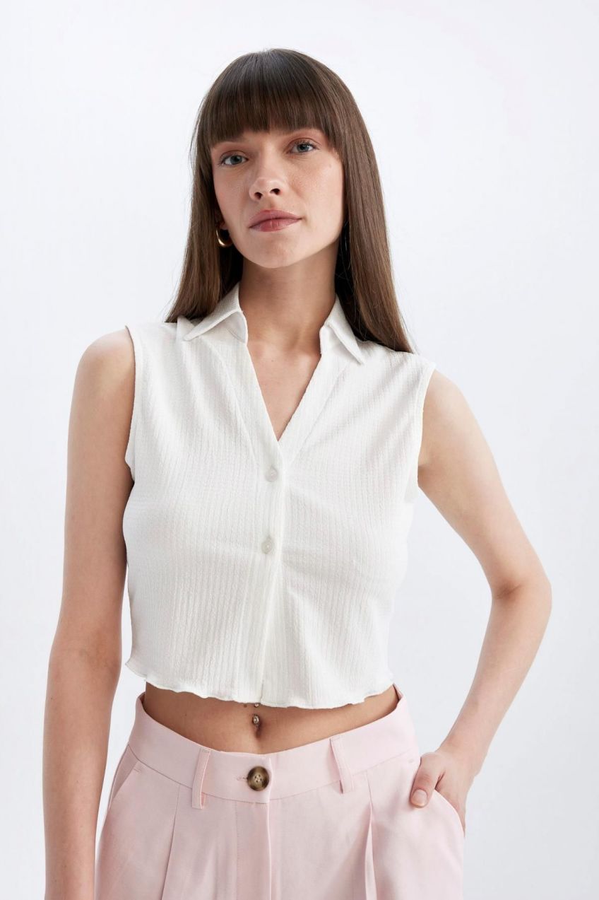 DEFACTO Fitted V-Neck Wrap Sleeveless Blouse