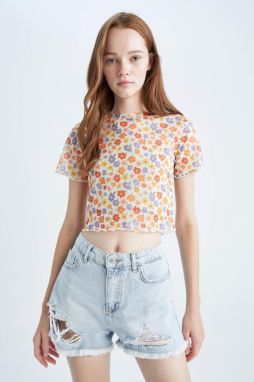 DEFACTO Slim Fit Crew Neck Floral Print Short Sleeve T-Shirt