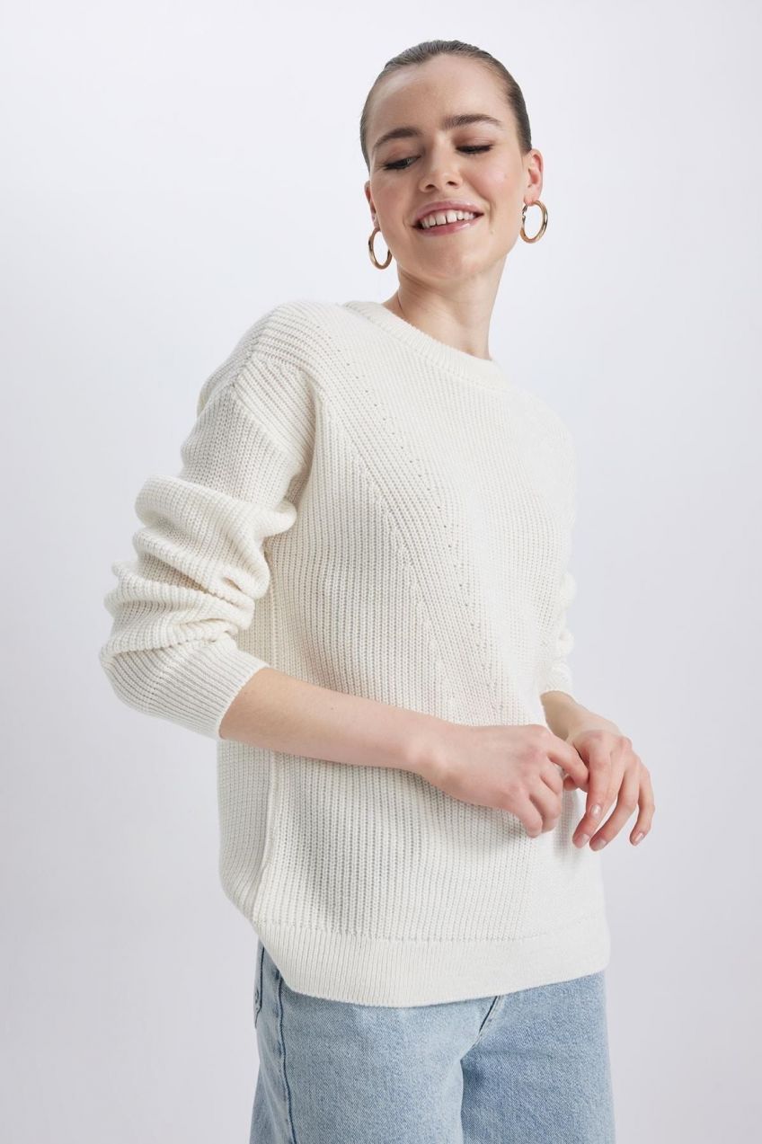 DEFACTO Regular Fit Crew Neck Sweater