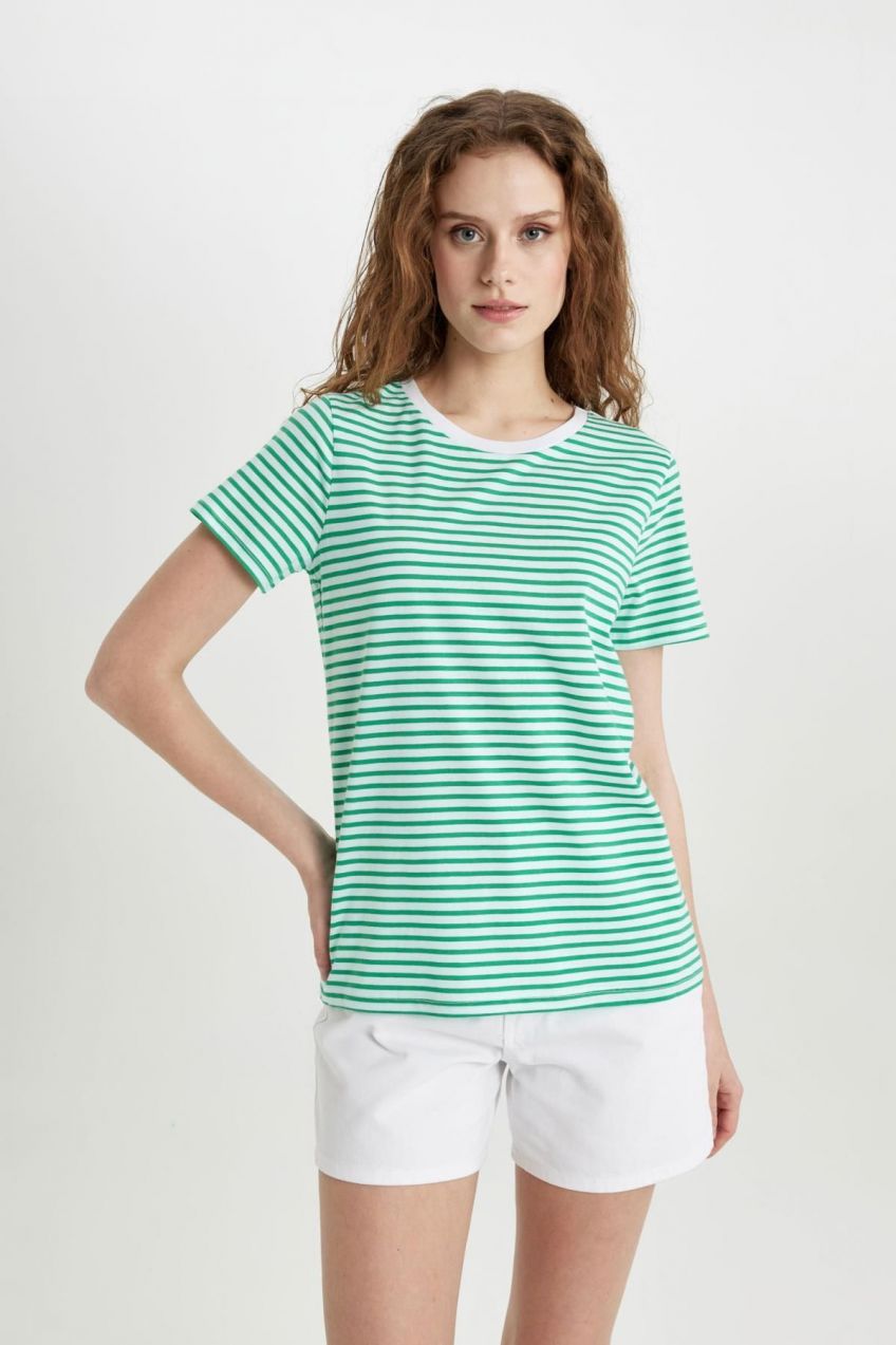 DEFACTO Regular Fit Striped Crew Neck Short Sleeve T-Shirt