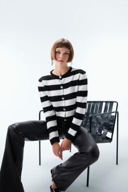 DEFACTO Regular Fit Striped Crew Neck Pique Cardigan