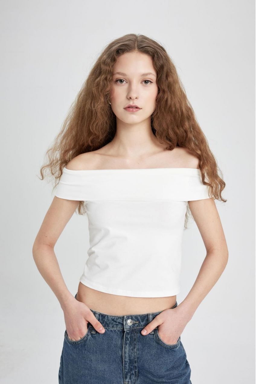 DEFACTO Fitted Off Shoulder Short Sleeve T-Shirt