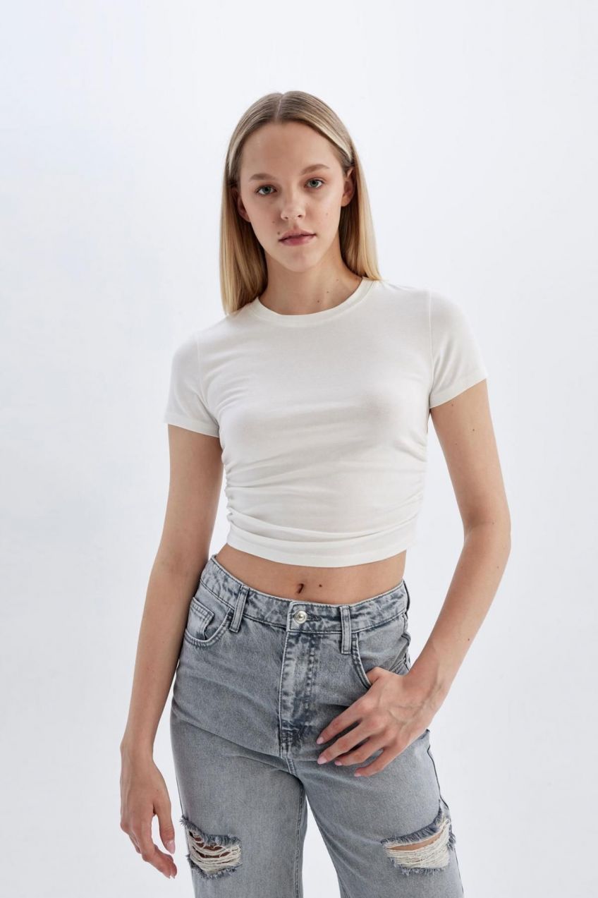 DEFACTO Fitted Crew Neck Modal Short Sleeve T-Shirt